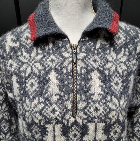 Vintage 1990s Woolrich wool grey and white snowflake knit sweater - Picture 5 of 13